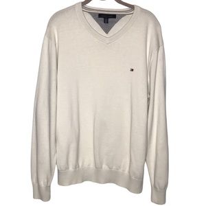 Tommy Hilfiger XL Long Sleeve V-neck Sweater
